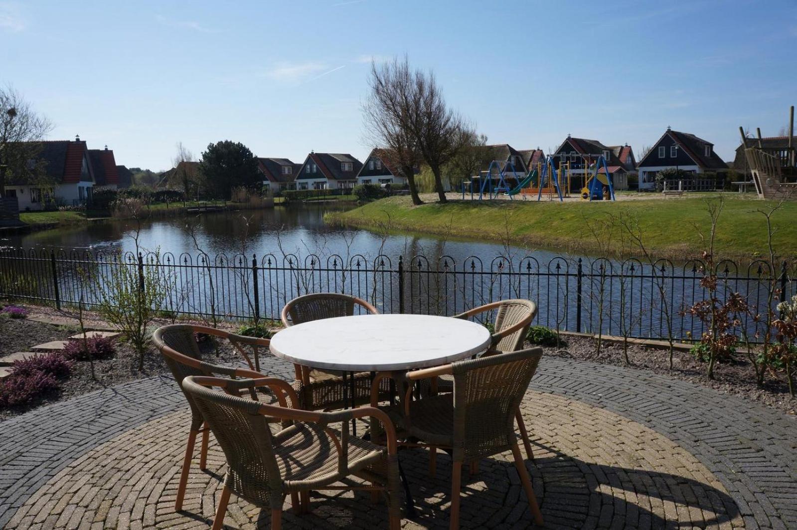 Bungalowpark “De Buitenplaats” カラントスウオーフ エクステリア 写真