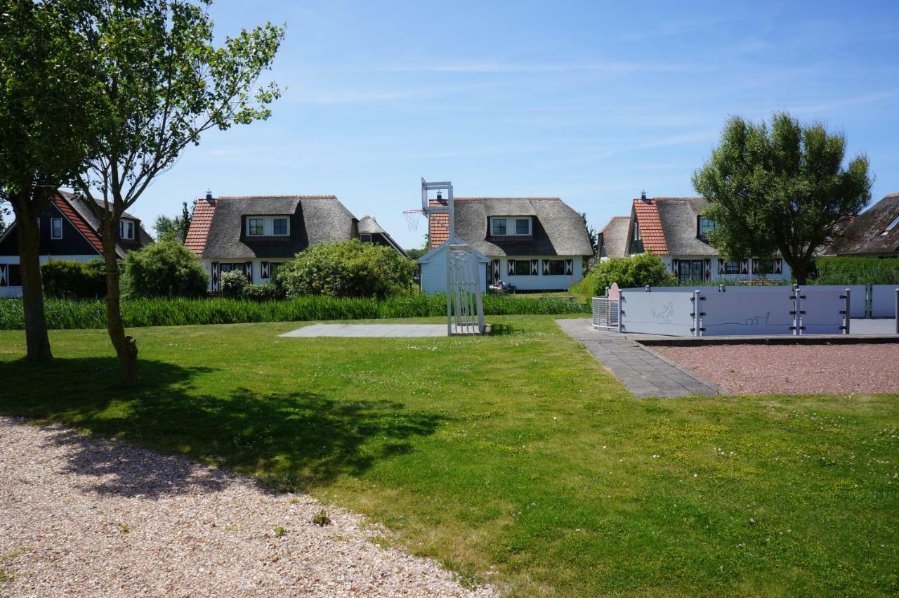 Bungalowpark “De Buitenplaats” カラントスウオーフ エクステリア 写真