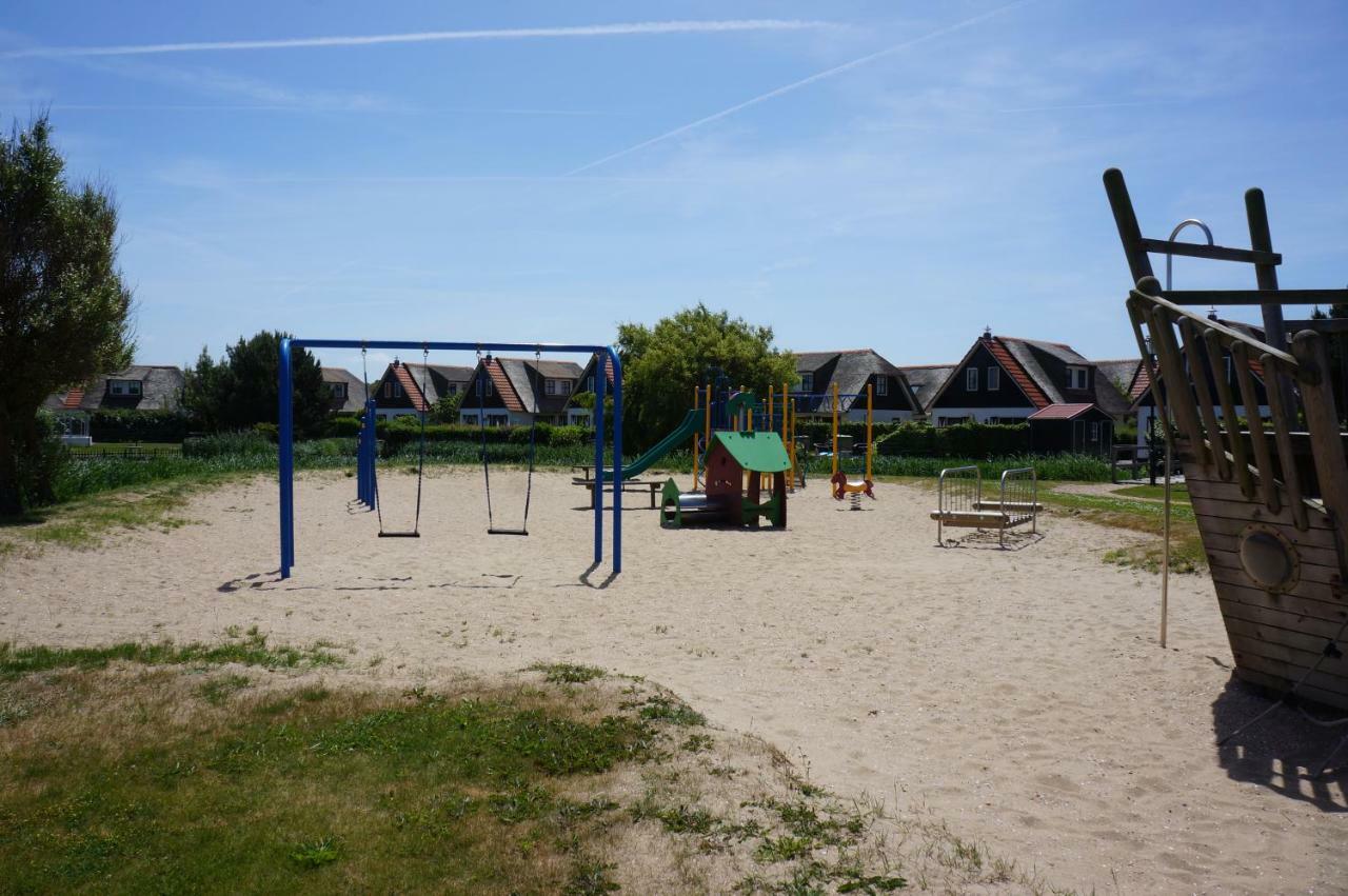 Bungalowpark “De Buitenplaats” カラントスウオーフ エクステリア 写真