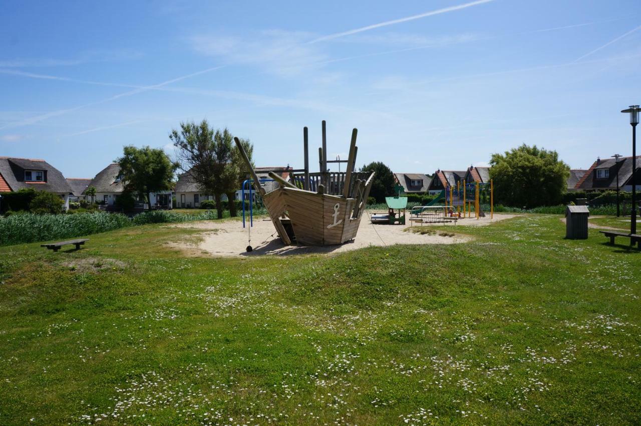 Bungalowpark “De Buitenplaats” カラントスウオーフ エクステリア 写真